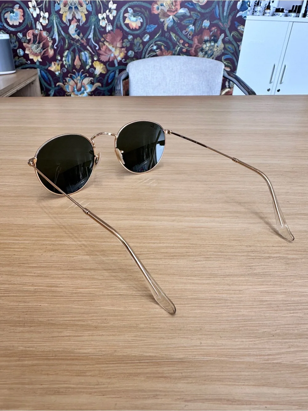 Ray-Ban Round Metal Gold Frame Sunglasses